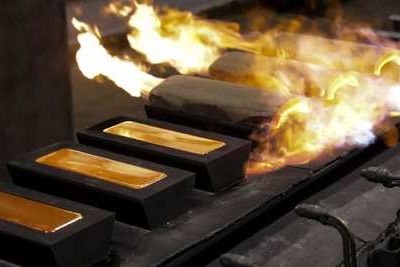 Санкции США приведут к росту добычи золота в России