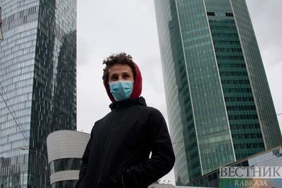 Опрос ВЦИОМ показал, что 85% россиян считают ношение масок в общественных местах обязательным