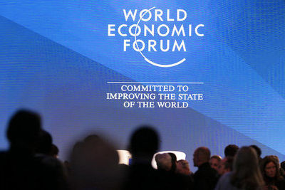 Всемирный экономический форум-2021 меняет время и место