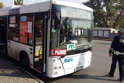 Нарушения масочного режима нарушили работу 215 ростовских автобусов