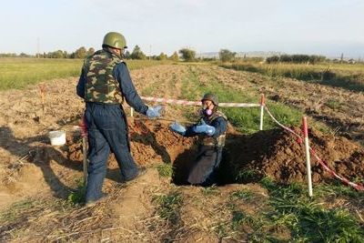 На территории Азербайджана обнаружены около 200 неразорвавшихся снарядов - ANAMA