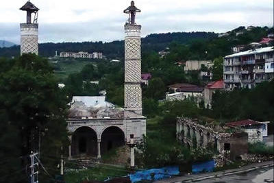 В Нагорном Карабахе и прилегающих районах Азербайджана из 67 мечетей полностью разрушены 63 