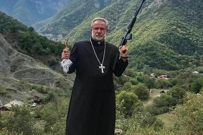 Настоятель Тер-Ованес срочно переведен из Кельбаджара в Ереван