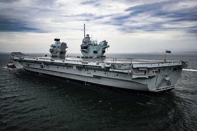 Авианосец ВМС Великобритании не вынес испытания водой - СМИ