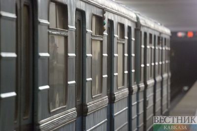 Поезд метро проехался с открытыми дверями в Ташкенте