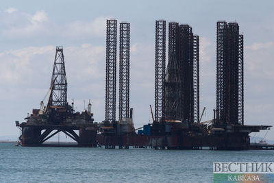 Азербайджанская нефть превышает $59