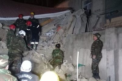 Шесть человек спасли из-под завалов на месте взрыва в Хырдалане (ВИДЕО)