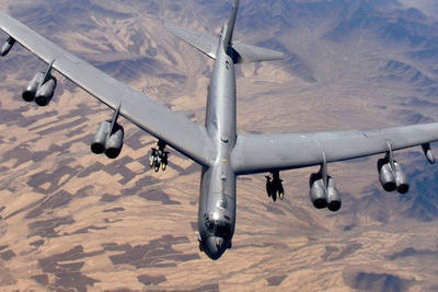 Американские B-52 снова пролетели над Ираном