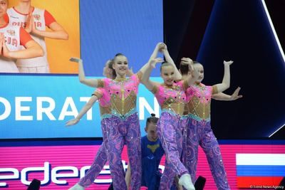 Россия стала лучшей в аэродэнсе на соревнованиях по аэробной гимнастике в Баку