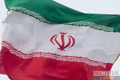 Иранская делегация прилетела в Австрию для переговоров по ядерной сделке