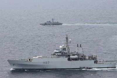 Россия начала военные учения в Средиземном море