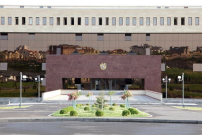 Премьер назначил нового руководителя Минобороны Армении