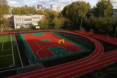 Две трети ростовских школ начнут учебу без стадионов?