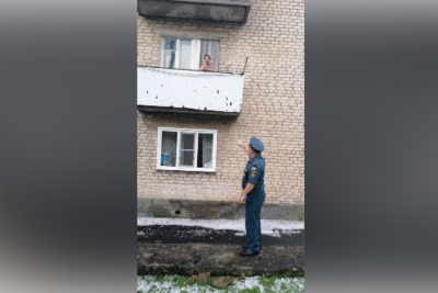 Град повредил крыши школы, детсада и жилых домов в Карачаево-Черкесии