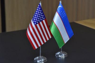 США передали Узбекистану гуманитарный груз на $330 тыс