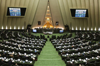 Парламент Ирана рассмотрит президентский список министров