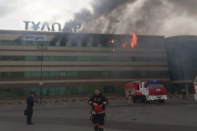 В столице Казахстана пылал крупный торговый центр