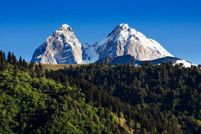 На горе Ушба нашли тела двоих альпинистов 