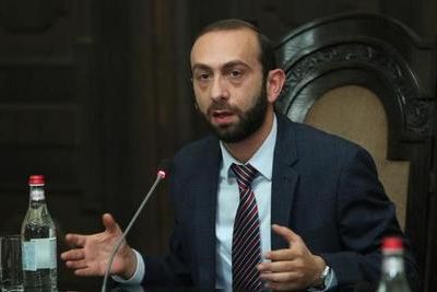 Глава МИД Армении не попал на саммит ОДКБ из-за сломанного самолета