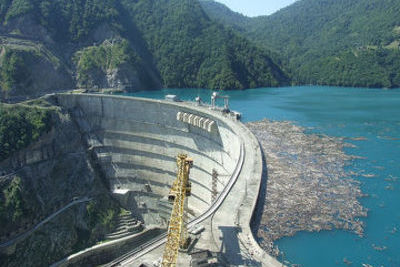 &quot;Третья сила&quot; обвинила &quot;Грузинскую мечту&quot; в разрыве сделки по строительству Намахвани ГЭС