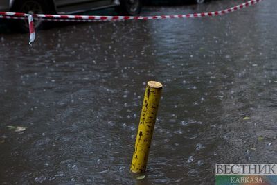 Дождь затопил участок трассы Джубга - Сочи