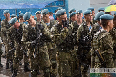 Кубанские десантники проводят учения в Крыму