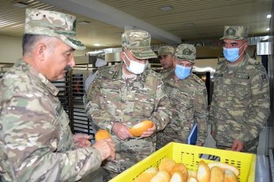 Азербайджанские военные в Кельбаджаре теперь смогут есть свежий хлеб (ФОТО)