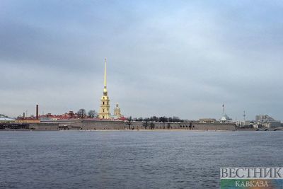Санкт-Петербург уходит в &quot;московский локдаун&quot;