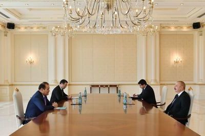 Алиев встретился с генсеком Тюркского совета