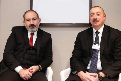 Ильхам Алиев согласен встретиться с Николом Пашиняном 15 декабря
