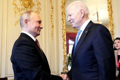 Чего ждать от зимних переговоров Путина и Байдена? 