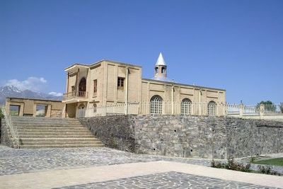 Власти Ирана привели в порядок армянскую церковь в Бушере