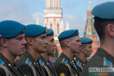 В Беларусь для совместных учений прибывают российские десантники и истребители Су-35