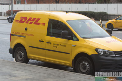 DHL Express перестала доставлять посылки в Россию