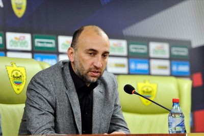 Главным тренером сборной Казахстана по футболу стал Магомед Адиев