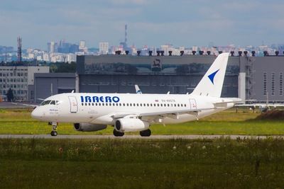 Авиакомпания &quot;ИрАэро&quot; открывает прямые рейсы между Новосибирском и Баку