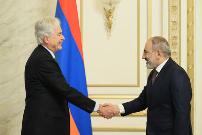 Зачем директор ЦРУ прилетал в Ереван