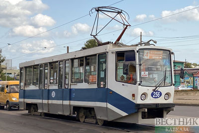 В Павлодаре автобус не поделил дорогу с трамваем