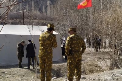 Представители ГКНБ Киргизии и Таджикистана подписали протокол о мире