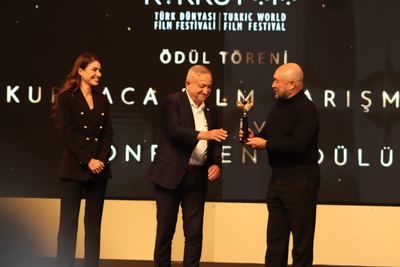 Вагиф Мустафаев стал лучшим режиссером тюркского мира