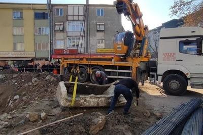 СМИ: при сносе дома в Стамбуле нашли саркофаг римской эпохи
