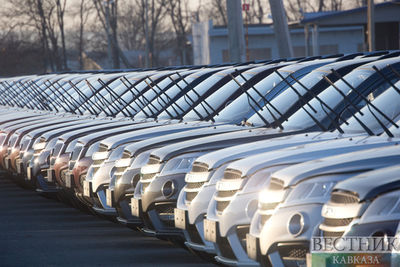 Завтра российские автосалоны начнут продажи новых &quot;Москвичей&quot;