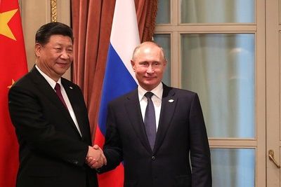 Си Цзиньпин совершает исторический визит в Москву 