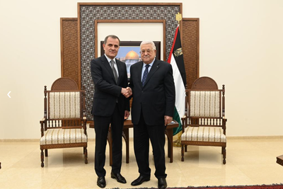 Глава МИД Азербайджана встретился с президентом Палестины