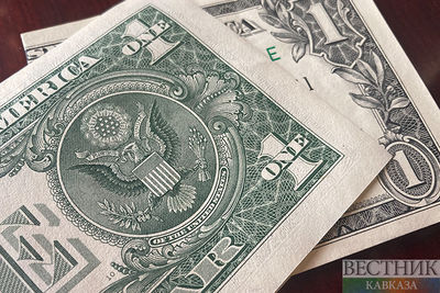 Сбербанк: доллар в конце года будет стоить 75 рублей