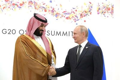 Путин поздравил принца Саудовской Аравии с праздником Ураза-байрам
