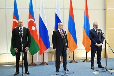 В Кремле рассказали о встречах Путина с Алиевым и Пашиняном