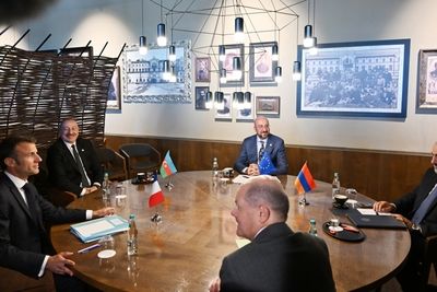Что случилось на встрече Алиева и Пашиняна под Кишиневом?