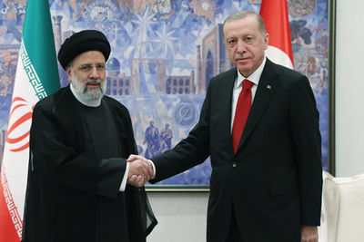 Президенты Турции и Ирана провели телефонный разговор