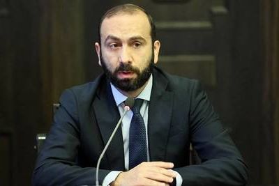 Мирзоян обсудил с главой МИД Франции нормализацию отношений с Азербайджаном